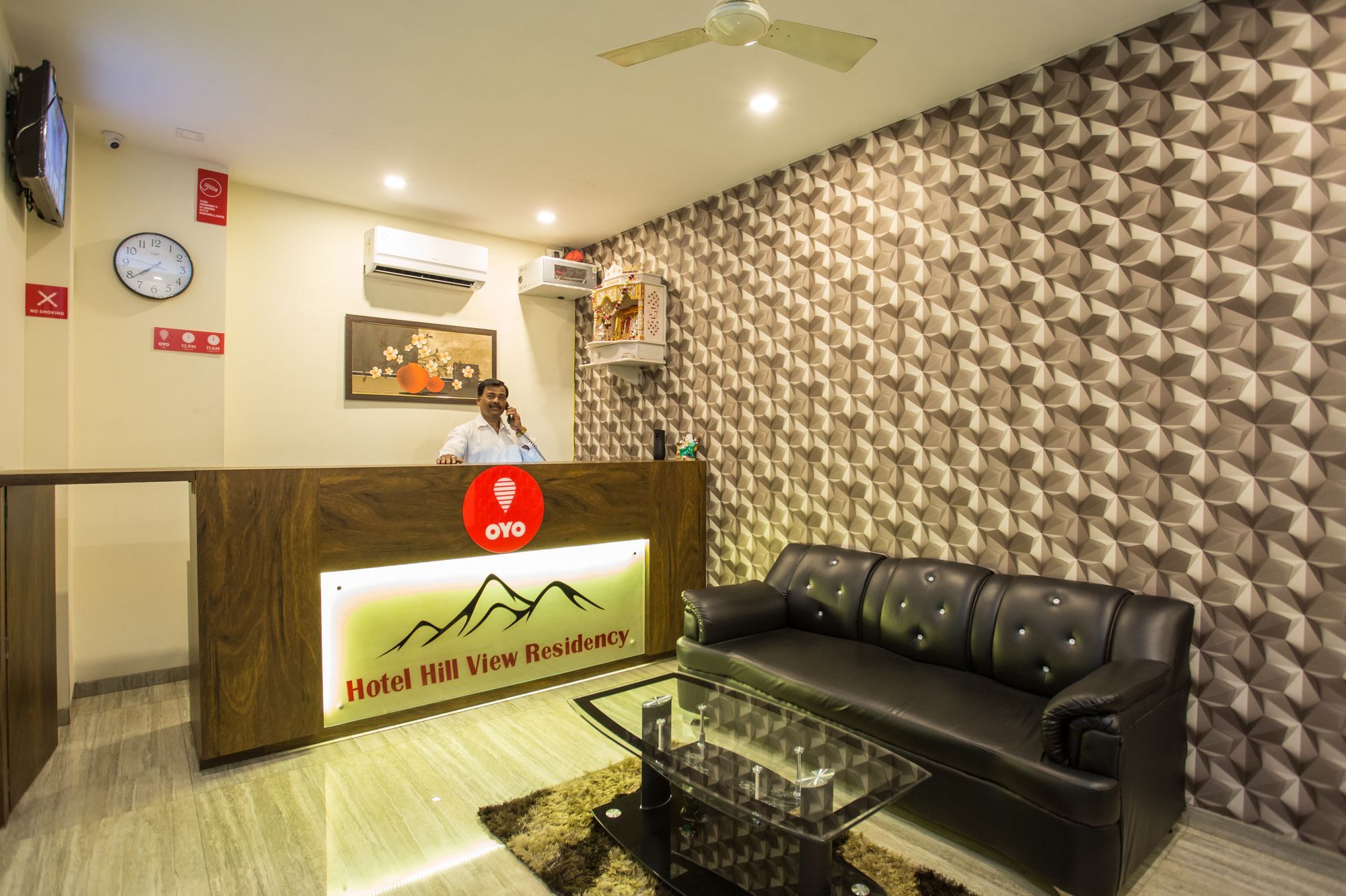ホテル Oyo 7156 Hill View Residency ナビムンバイ エクステリア 写真